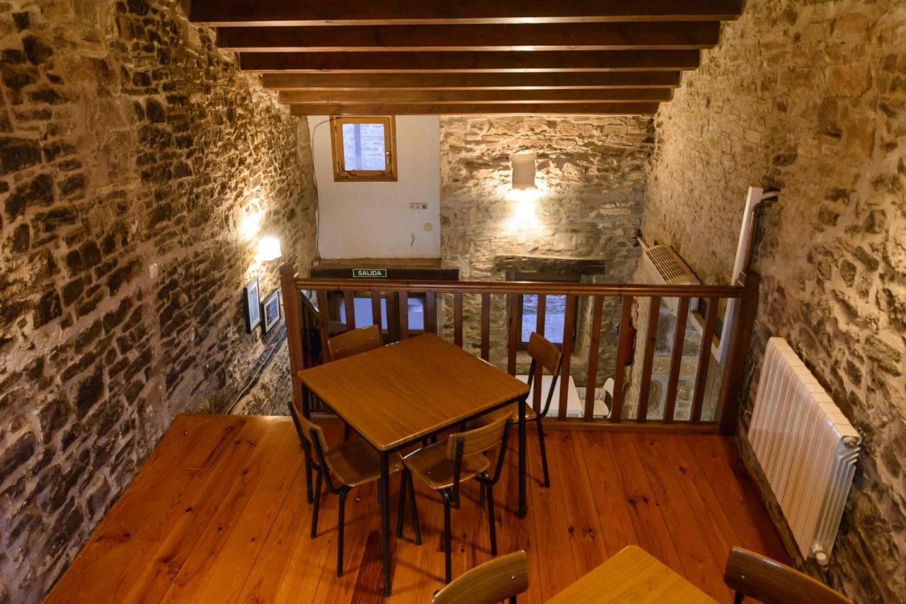 Unduesina Albergue Undues De Lerda Екстериор снимка